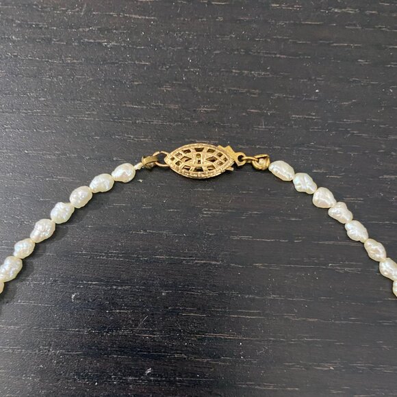 SOLD Vintage Freshwater Rice Pearl Necklace w/14k Gold Clasp 17” Long - Picture 11 of 12
